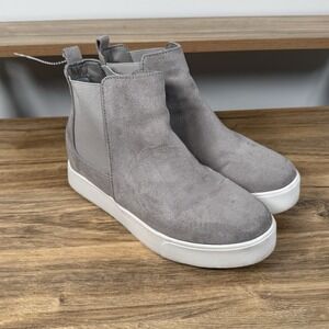 Women's SODA Chelsea Boot Flat Suede Grey Size 8